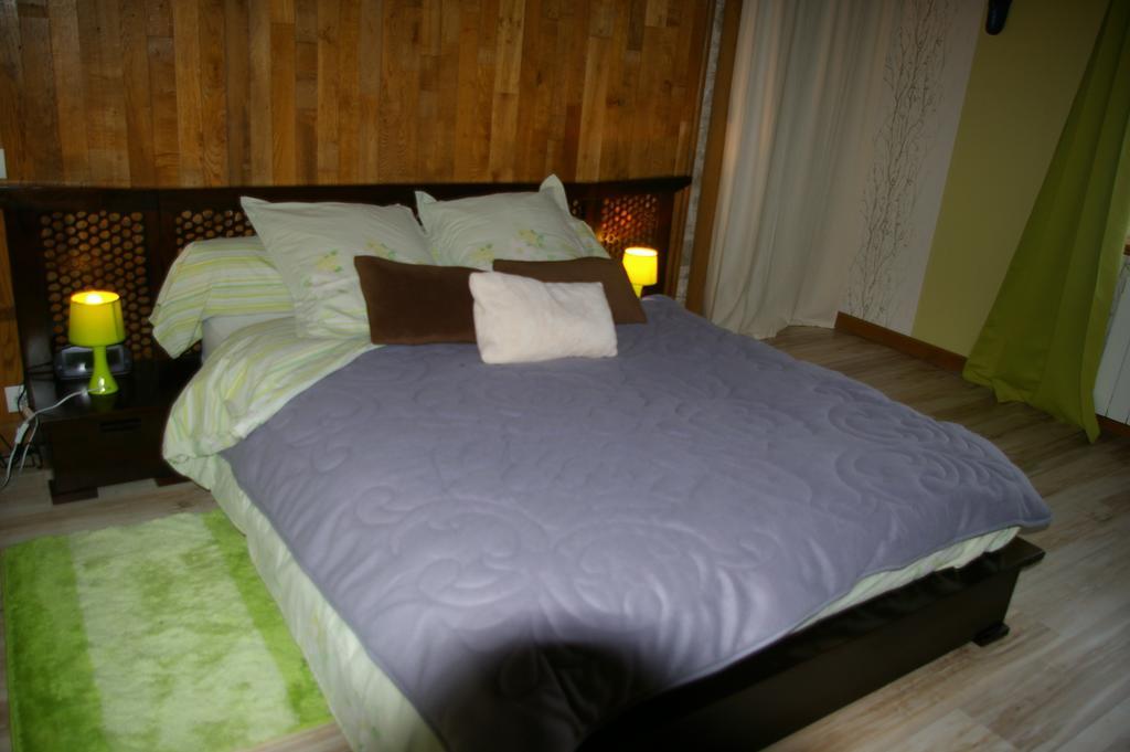 Gite Au Chalet Laferte-sur-Aube Room photo