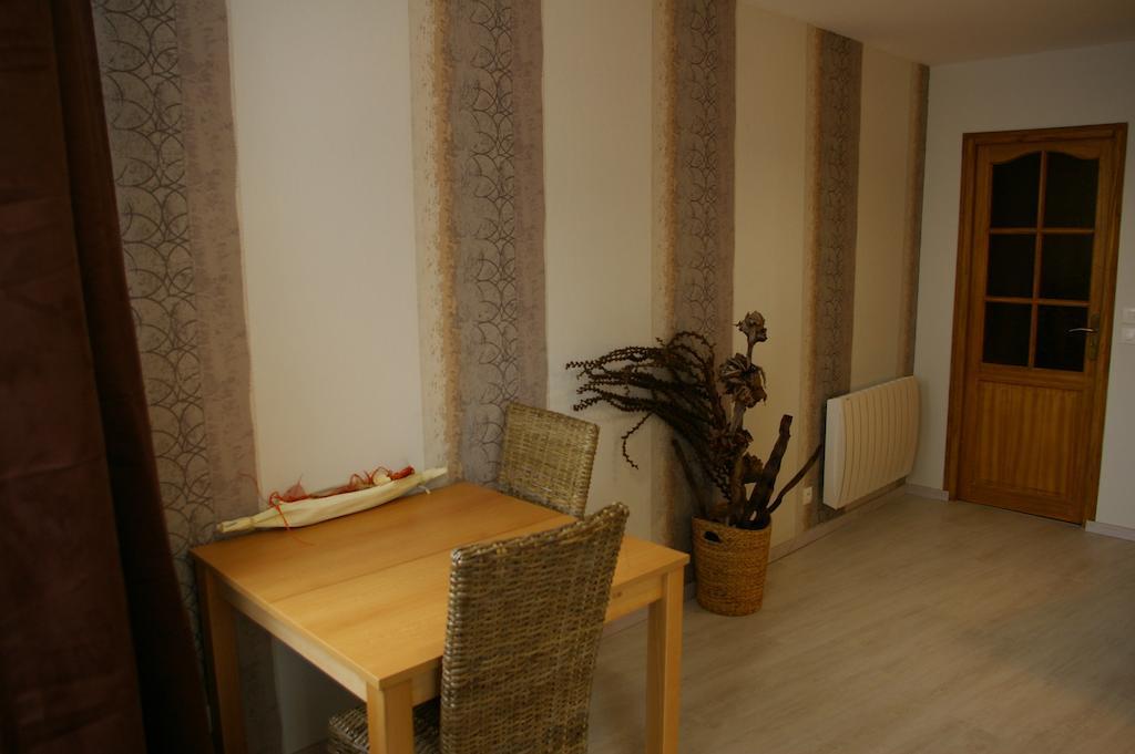 Gite Au Chalet Laferte-sur-Aube Room photo