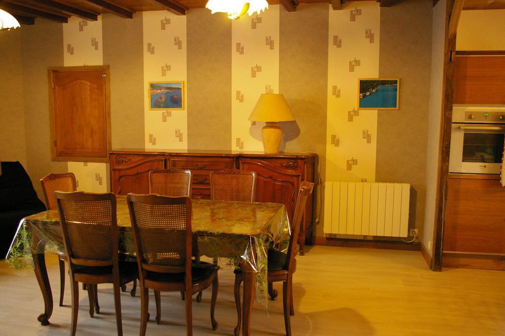 Gite Au Chalet Laferte-sur-Aube Room photo