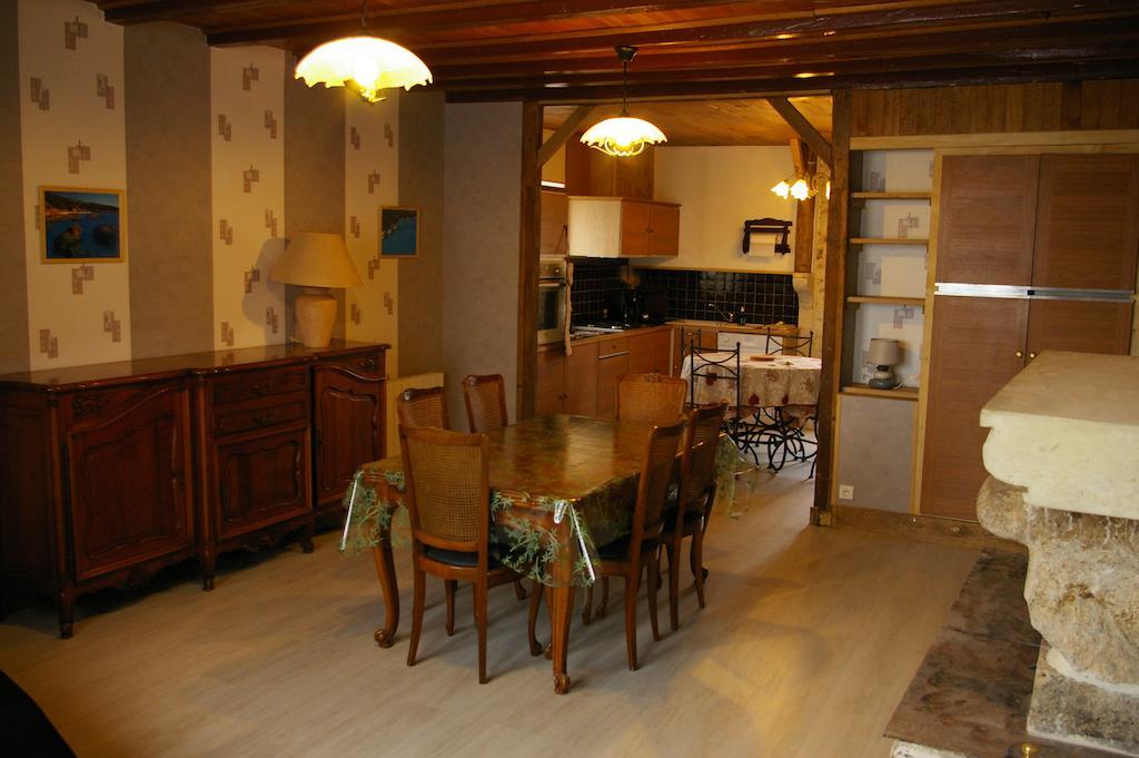Gite Au Chalet Laferte-sur-Aube Room photo